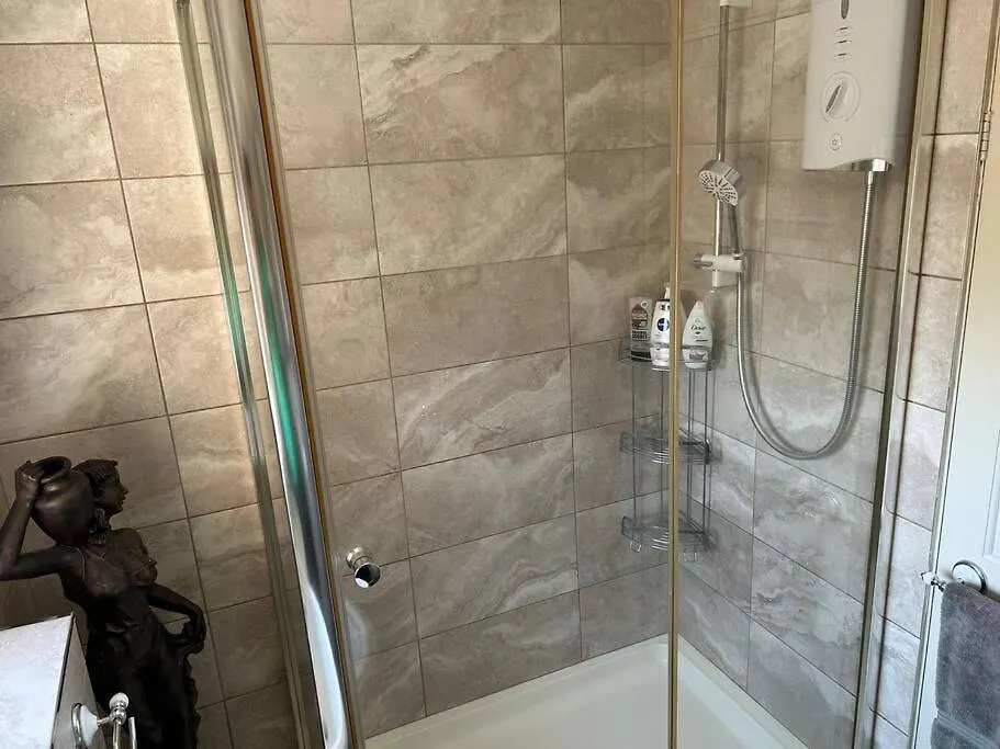 Central Aster House, 3 Bedrooms, Parking Nottingham 0*,  United Kingdom