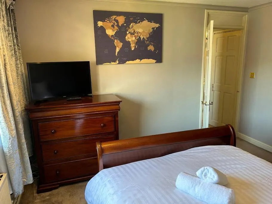 Central Aster House, 3 Bedrooms, Parking Nottingham Holiday home
